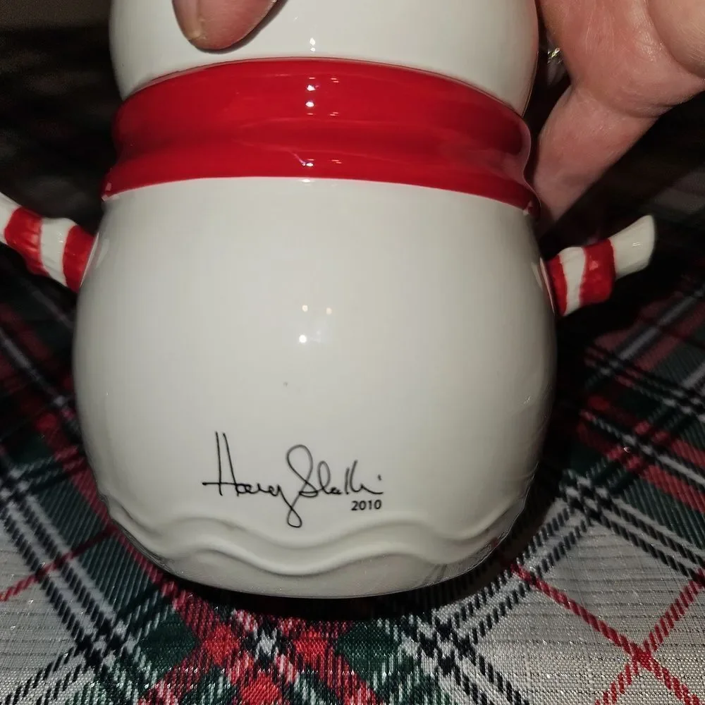 Slatkin & Co. Snowman Evergreen Scented Candle & Decorative Jar